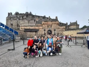 Axis Mundi Soul Travel | Alejandra Mosquera 5 Grupo Outlander 2022 Castillo de Edimburgo copia